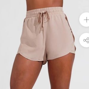 Buffbunny Lifesaver Short